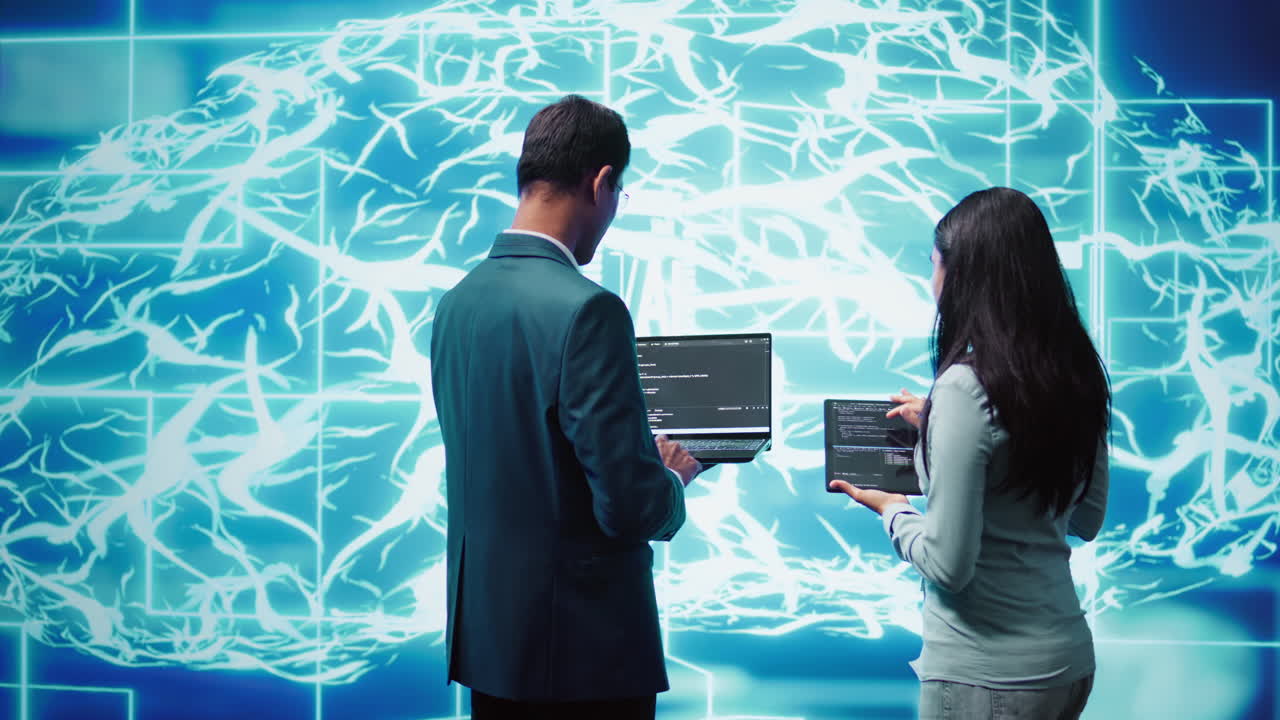 팀워킹: it 직원들이 시스템을 사용하여 처리하는 데 도움이됩니다.