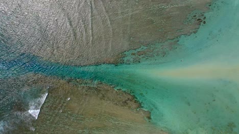 Barrier-reef-pass-of-hermitage-beach-filmed-with-a-drone,-Reunion-Island