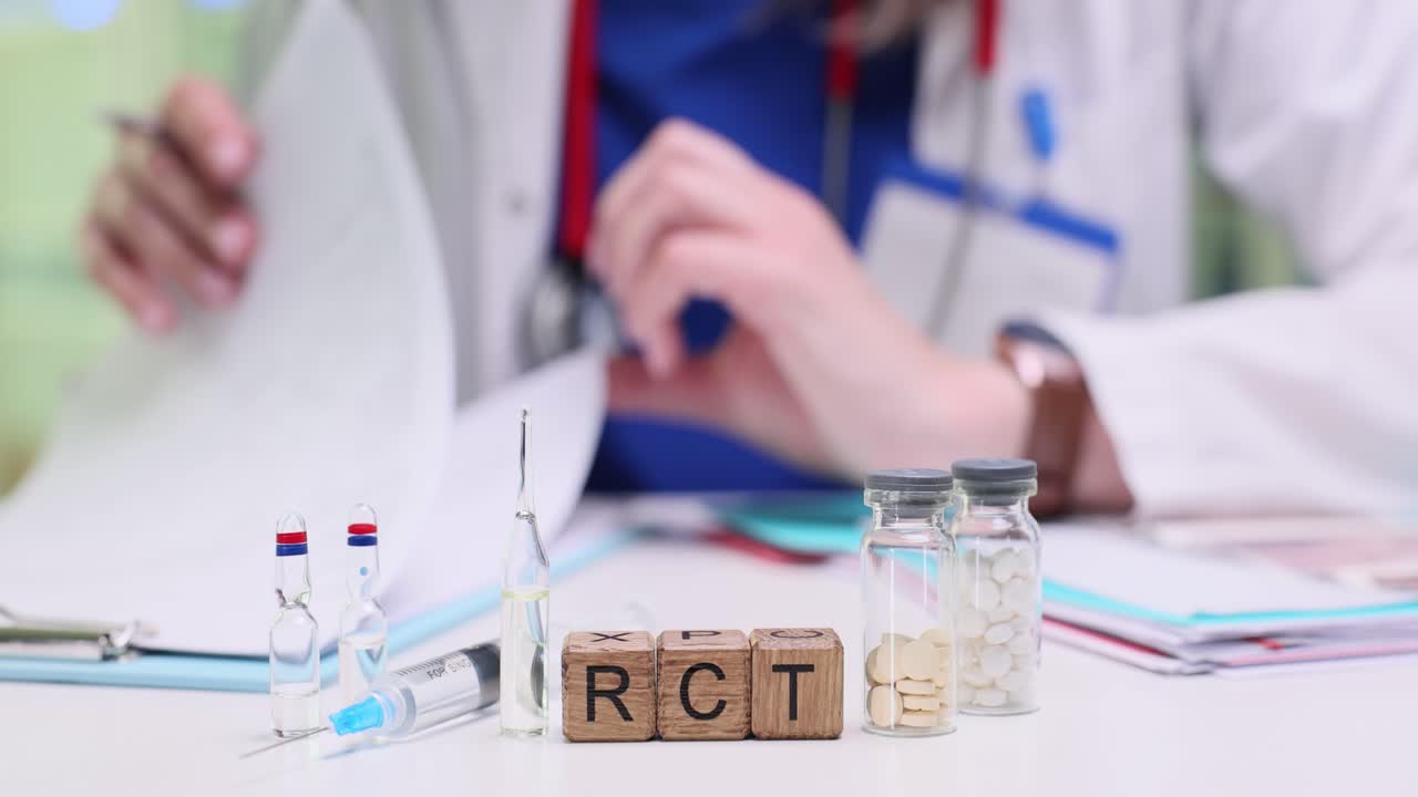 Randomized Controlled Trial (RCT) in Medical Research with Doctor