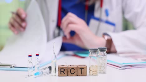 randomized controlled trial (rct) in medical research with doctor