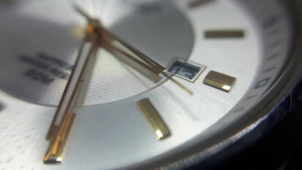 Wrist Watch Clockwise, Day 13