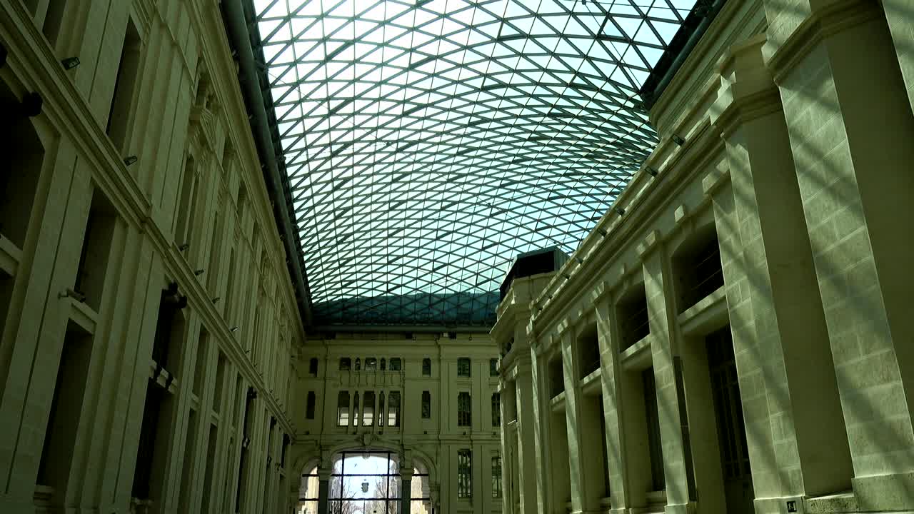 архитектура мадрида и минимализм. испания.