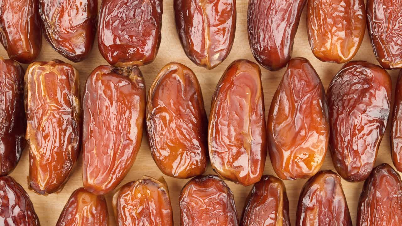 Date fruit in box. Seamless. Loop. looping.