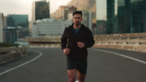 Correr,-Fitness-Y-Rostro-Del-Hombre-En-La-Ciudad