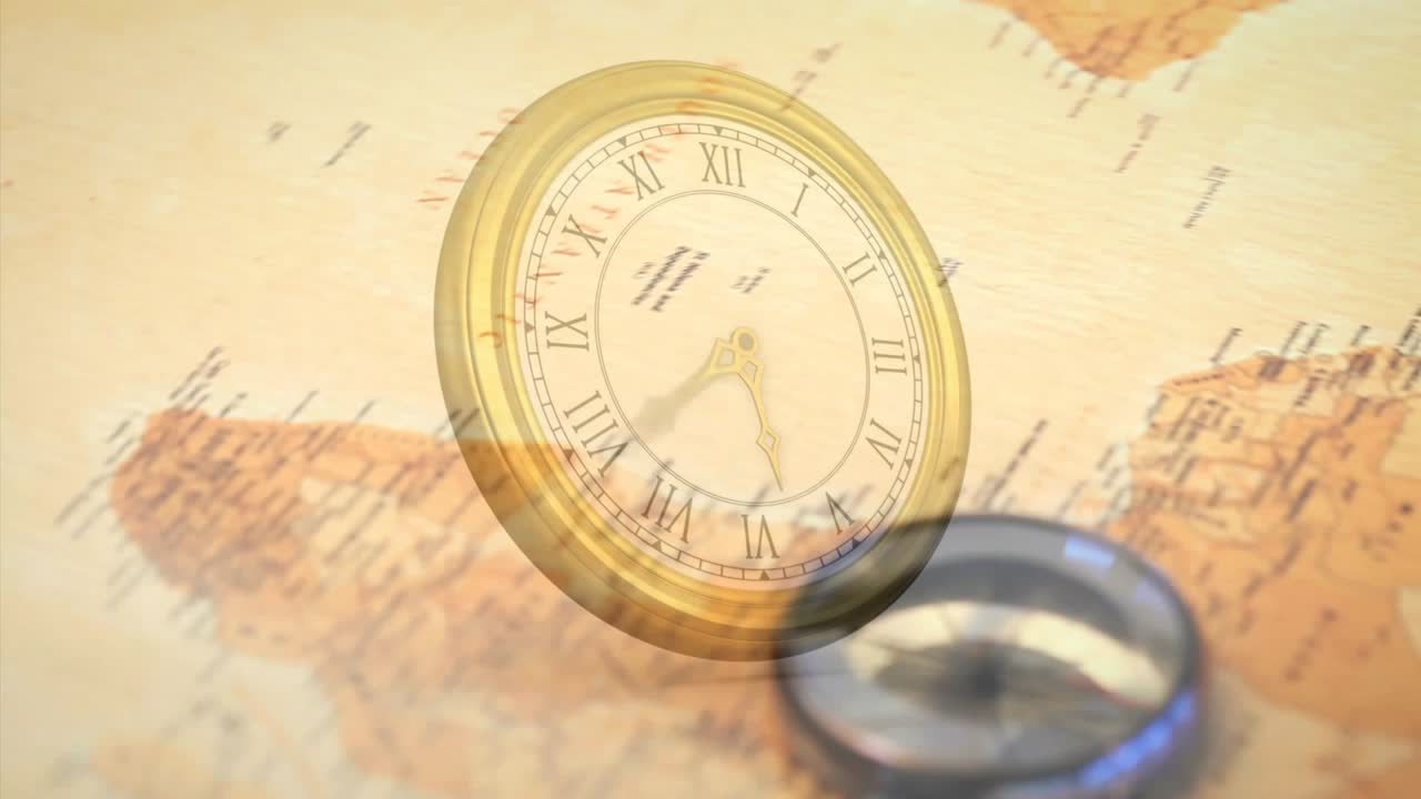 Un orologio da taschino in ottone appare sopra una mappa, ruotando e inclinando, rivelando dettagli della mappa e mostrando una bussola.