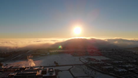 Aerial-shot-of-fog-over-city