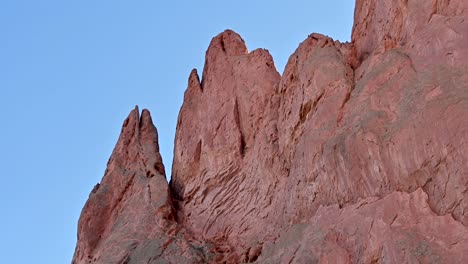 garden of the gods rocky wall landscape