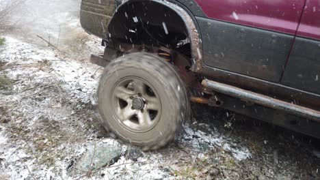 Offroad-Autoreifen-Rutschen-In-Zeitlupe