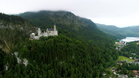 castillo de neuschwanstein alpes bávaros alemania
