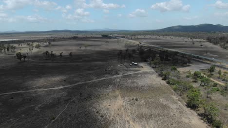 Ländlicher-Bauernhof-Entlang-Der-Straße-Von-Bajool,-Queensland-In-Australien