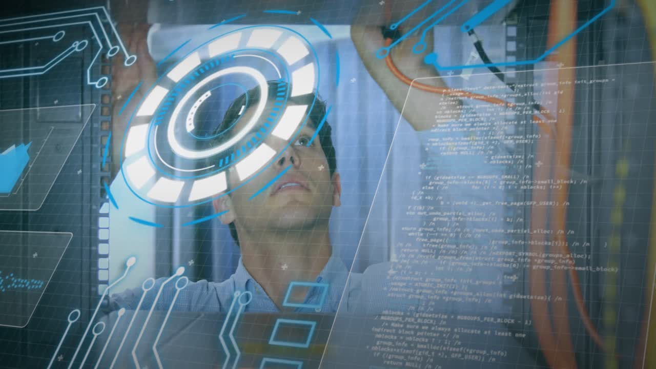 animación del círculo de procesamiento y datos sobre servidores de comprobación de hombre caucásico