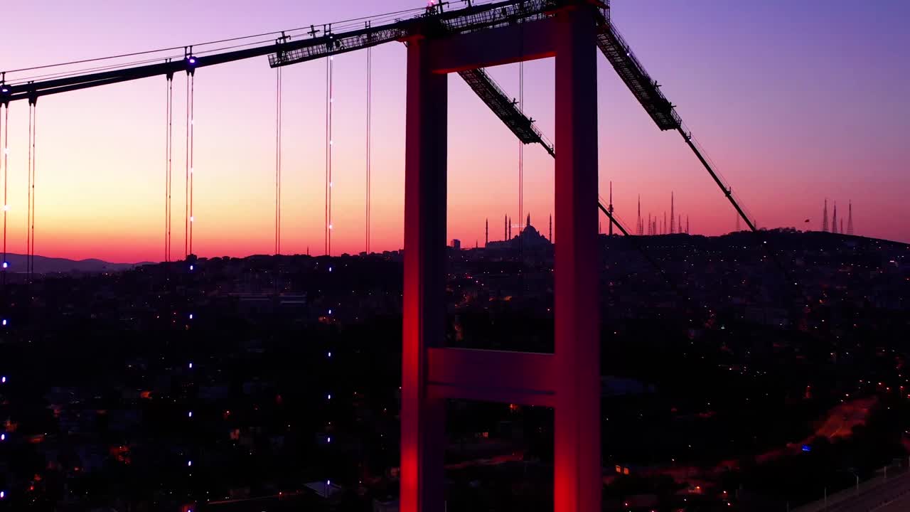 imágenes de drones del puente del bósforo de estambul