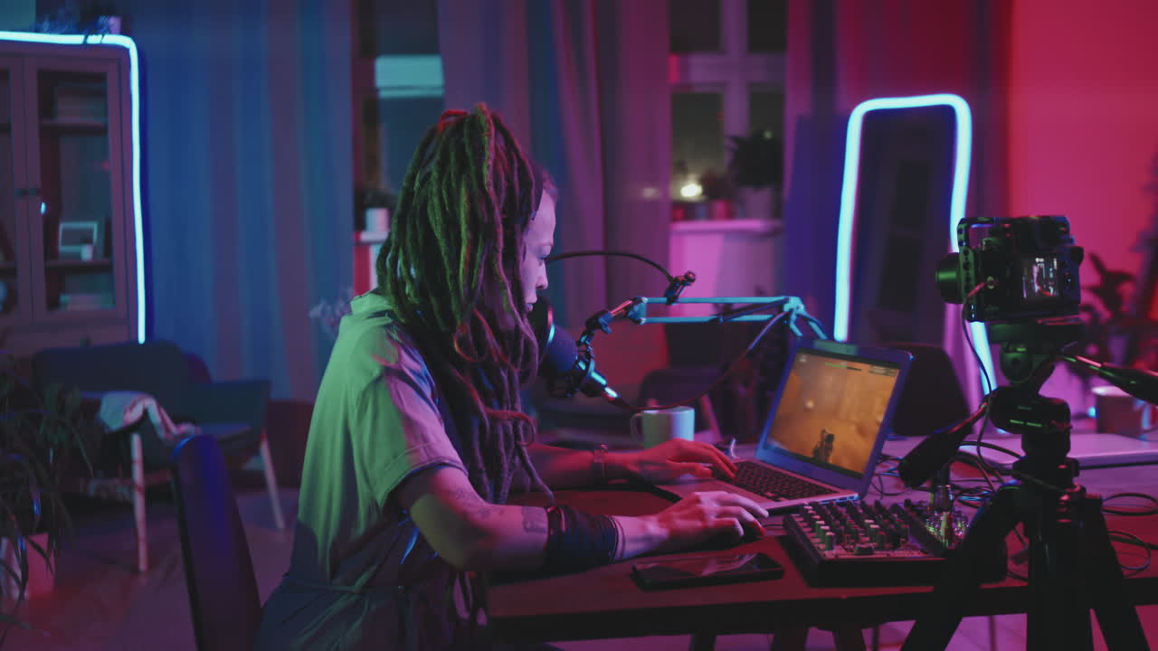 Woman with Dreadlocks Streaming Video Game