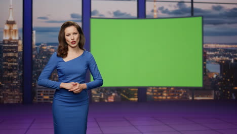 뉴스 캐스트를 진행하는 여성 tv 무대 녹색 스크린 여성 뉴스 리더