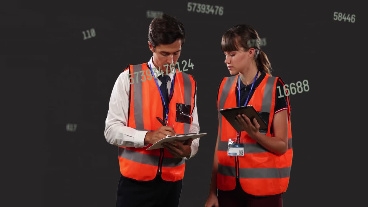 animación del procesamiento de datos científicos sobre dos personas caucásicas