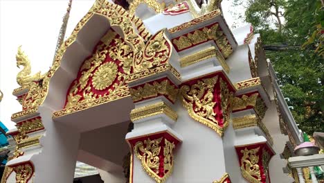 Beautiful,-golden-Buddhist-statue-in-Thailand