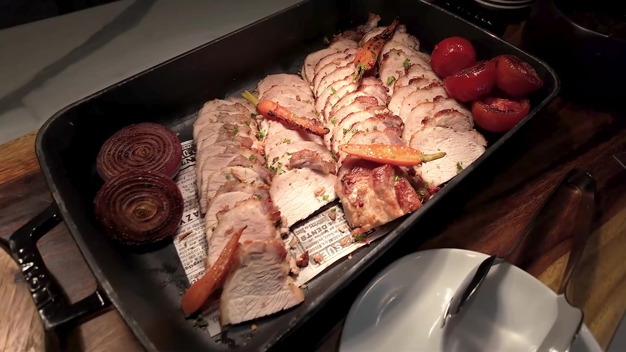 Esposizione di cibo a buffet di lusso