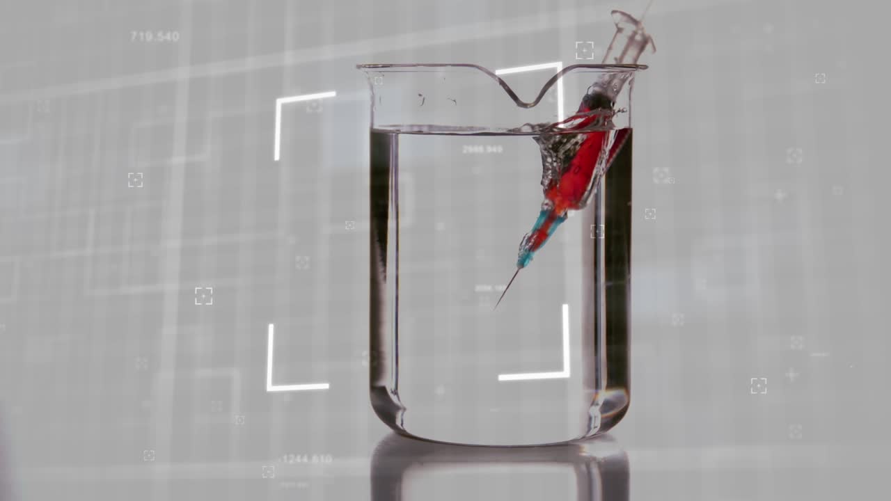 Animazione di elaborazione dati su becher