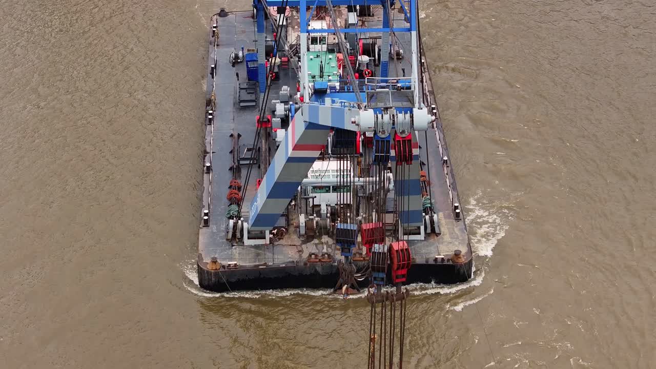 산업용 크레인, 기계 조립, 무거운 승강용 강철 프레임