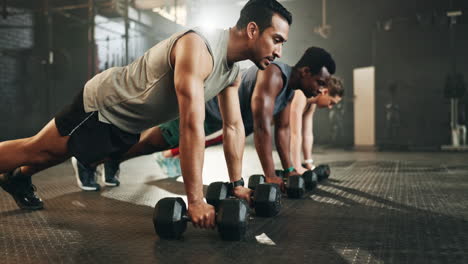 Ejercicio-De-Gimnasio,-Remo-En-Grupo-Y-Con-Mancuernas-Para-Potencia.