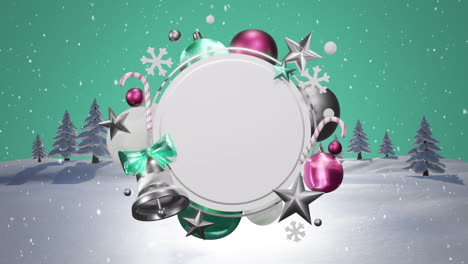 animación de la nieve cayendo sobre las decoraciones de navidad alrededor de un signo circular blanco en el paisaje de invierno