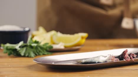 preparing sardines