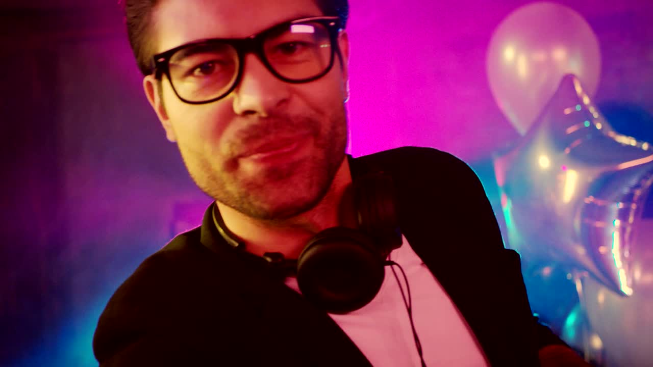 el lapso de tiempo de un dj de fiesta