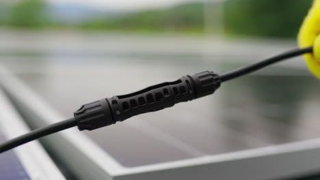 solar panel cable connection