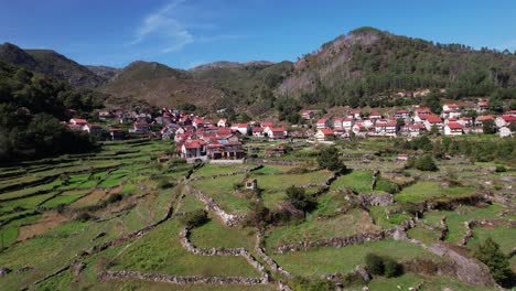 Dorf-Gavieira,-Nationalpark-Peneda-Geres,-Portugal