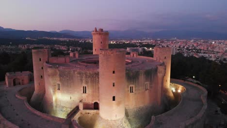 Imágenes-Aéreas-De-La-Isla-Más-Grande-De-Las-Islas-Baleares,-Mallorca.