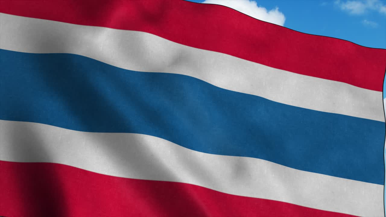 la bandera de tailandia ondeando en el viento, el fondo del cielo azul. 4k
