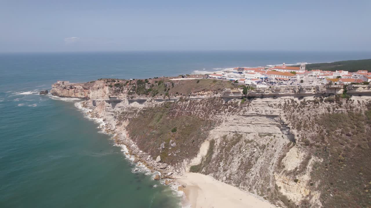 vista panorámica aérea de la costa de nazarè