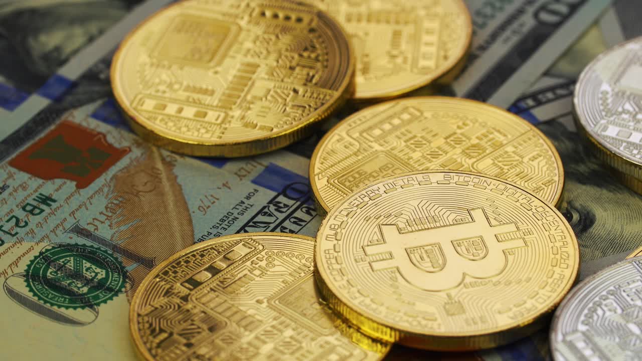 Bitcoins and US Dollars