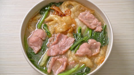 noodles with pork in gravy sauce - asian food style