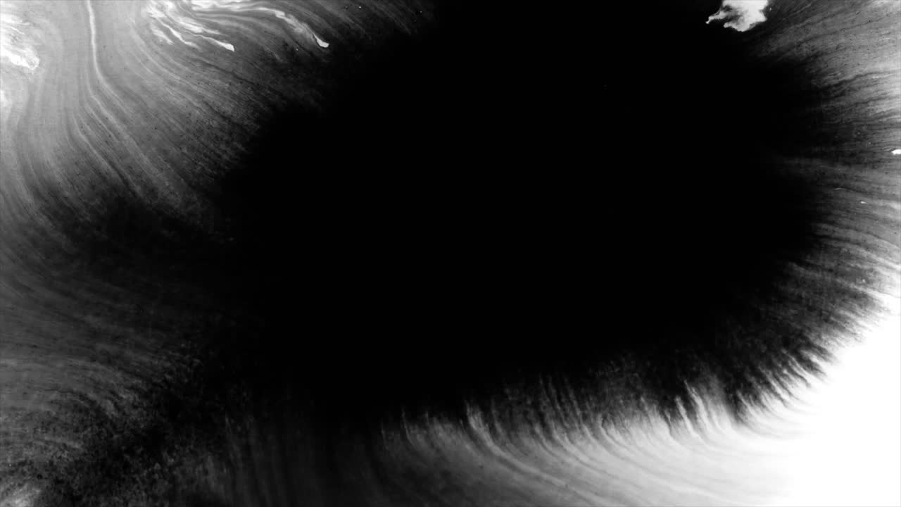 Ink Bloom on White Ink Bleed Bloom 03