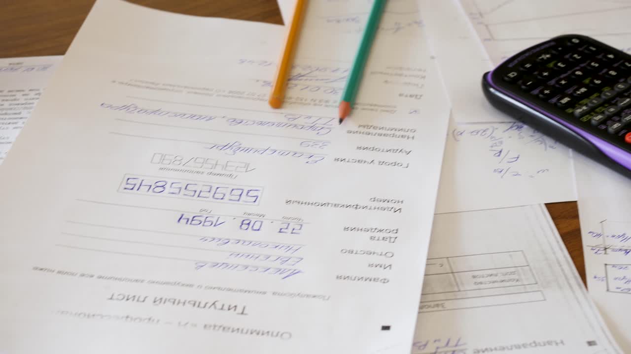 persona que trabaja en documentos