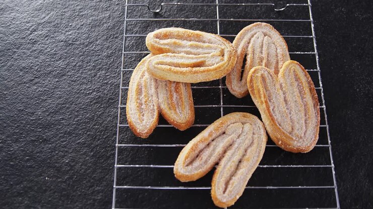 Fresh baked cookies on baking tray 4k