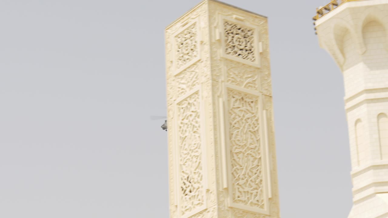 giorno d'estate elicottero moschea volare 4k uae