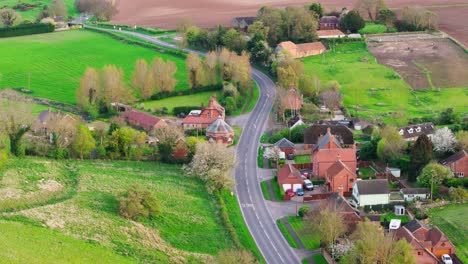 Imágenes-Aéreas-De-Drones-De-Un-Pequeño-Pueblo-De-Lincolnshire-Llamado-Burwell-En-El-Reino-Unido