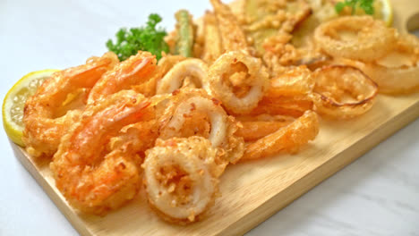 deep-fried-seafood--with-mix-vegetable