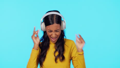 Woman,-music-and-headphones-with-dancing