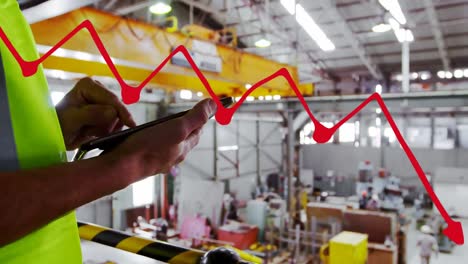 animación del procesamiento de datos sobre un trabajador masculino caucásico en un almacén