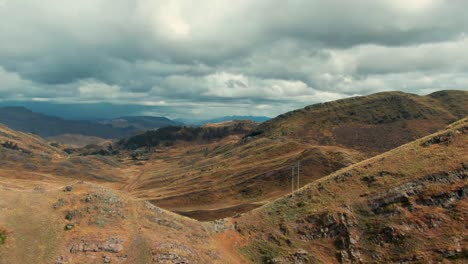 Andean-landscape-revealed-on-the-Huanacaure-trek-near-Cusco,-Peru