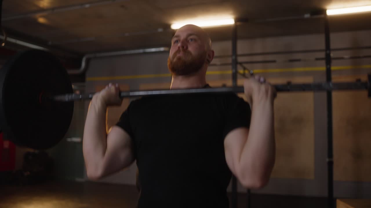 Weightlifting workout at the gym