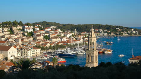 Panoramablick-Auf-Die-Stadt-Hvar-Auf-Der-Insel-Hvar-In-Kroatien