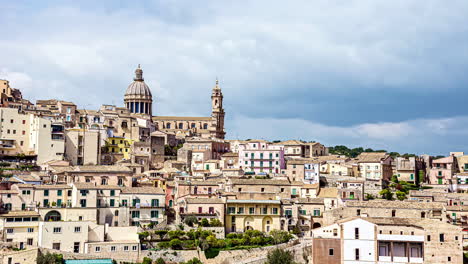 Zeitraffer-Der-Antiken-Burg-Von-Ragusa-Ibla-In-Sizilien,-Italien