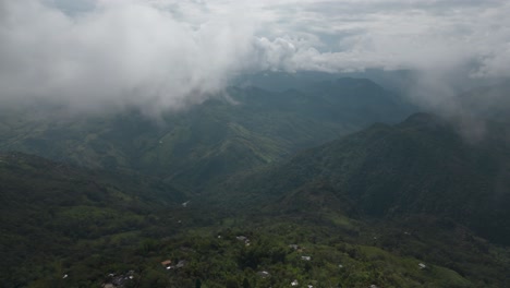 Hyperlapse-in-mountains-with-clouds-covering-the-camera-view