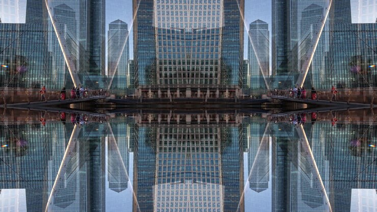Docklands Kaleidoscope 4K 07