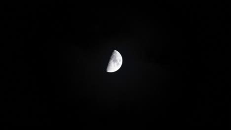 Mondzeitraffer-In-Der-Nacht