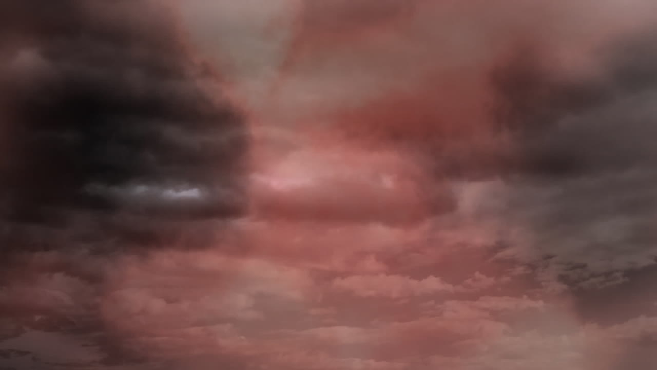 truenos en el cielo con nubes